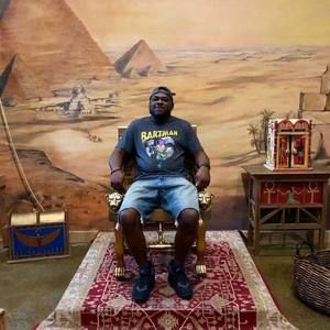 Meet your Posher, Antwan